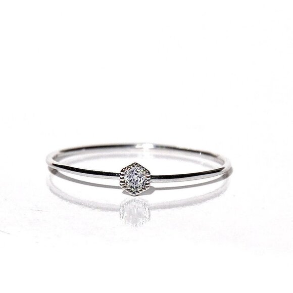 18K White Gold Hexagonal Diamond Petite Solitaire Stack Ring - Picture 5 of 6